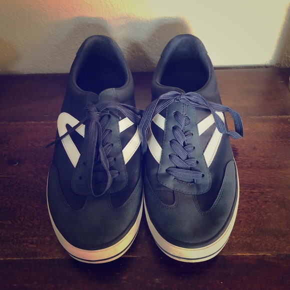 tretorn men's tennis shoes